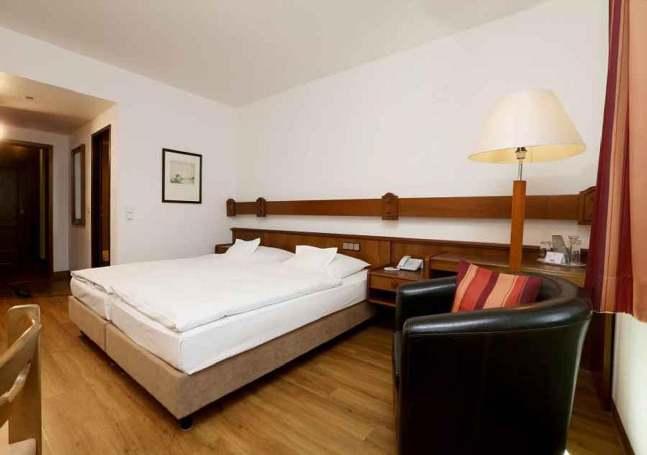 Jägerhof Hotell Langenhagen  Exteriör bild