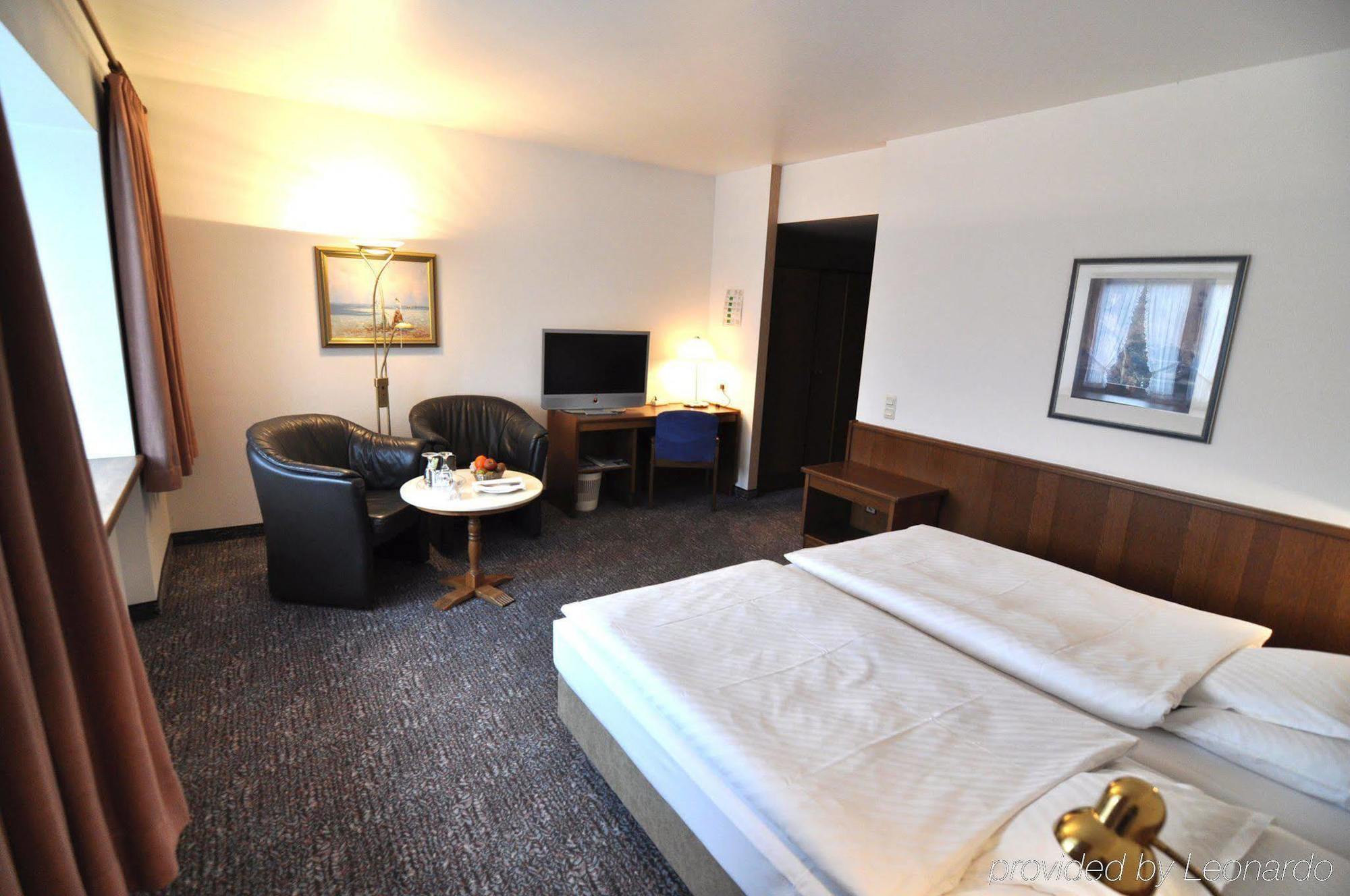 Jägerhof Hotell Langenhagen  Exteriör bild