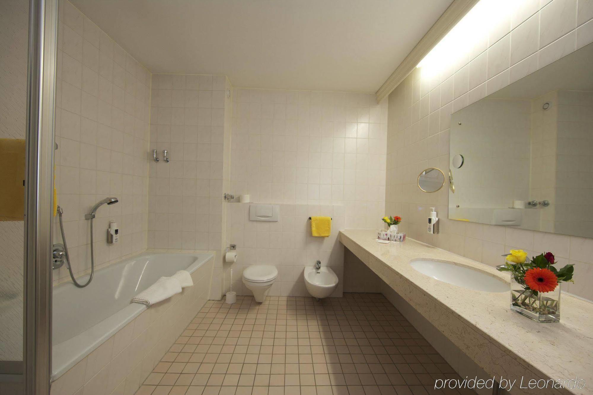 Jägerhof Hotell Langenhagen  Rum bild