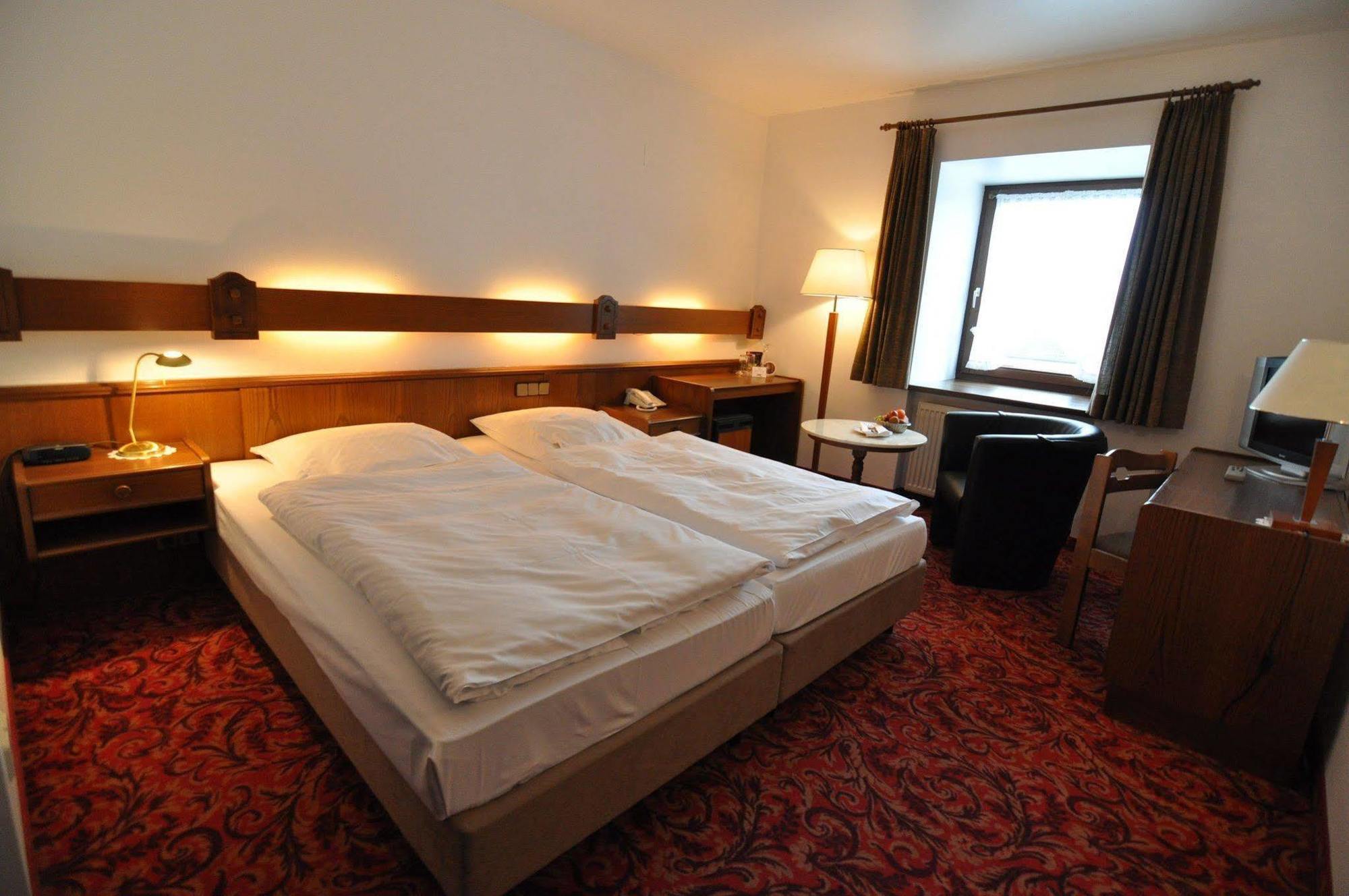 Jägerhof Hotell Langenhagen  Exteriör bild